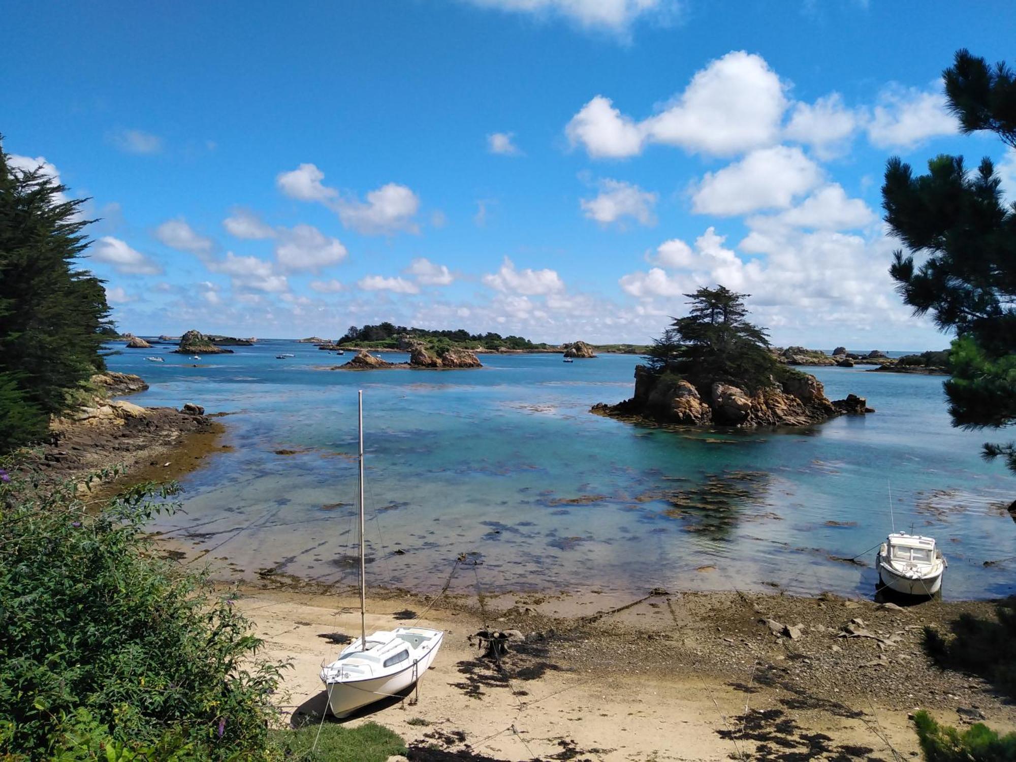 Chambre D'Hote Proche Mer Yvias Luaran gambar